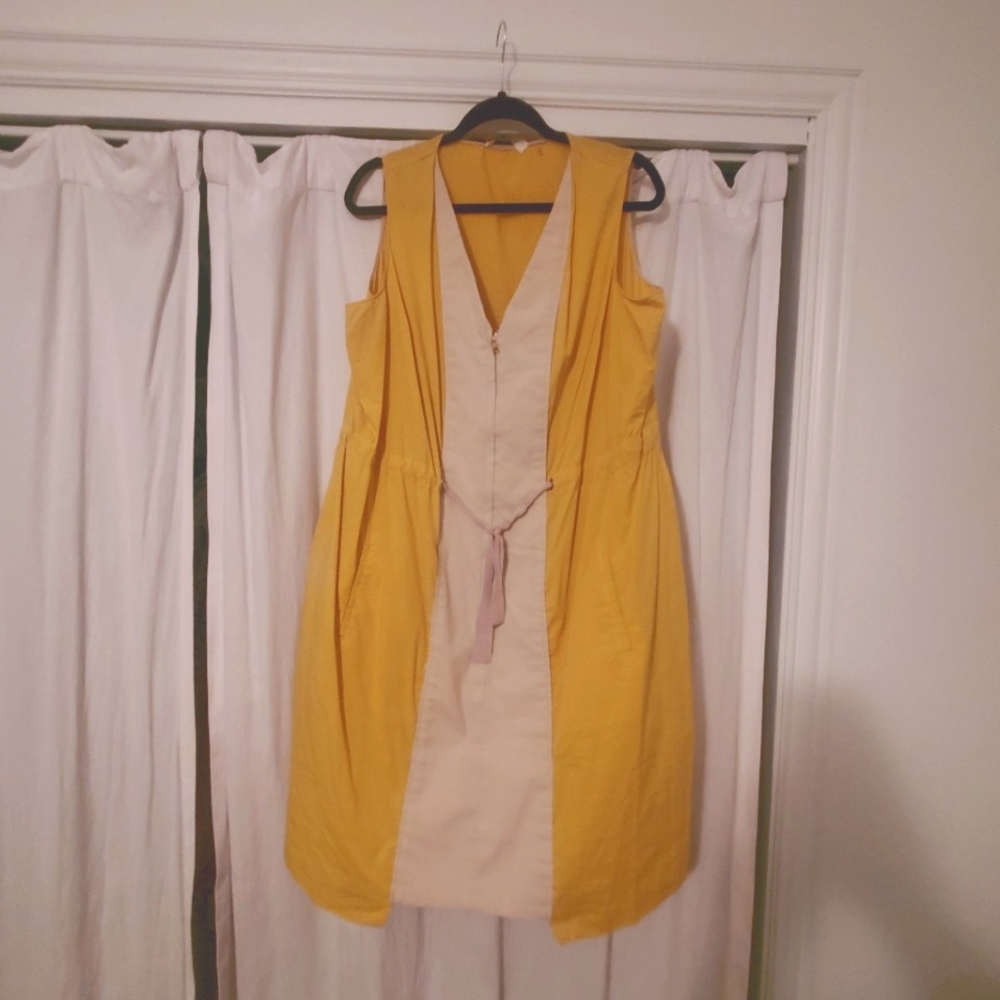 Tahari 18W, casual sleeveless dress
